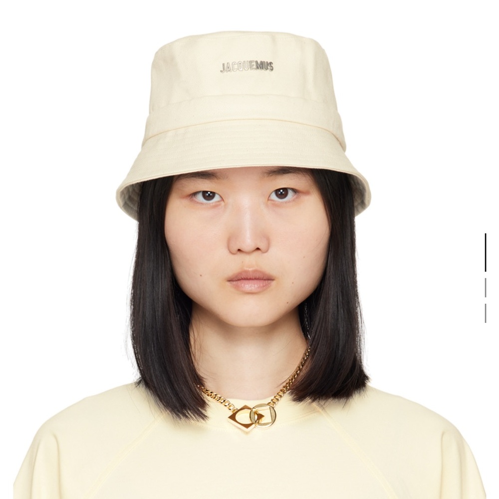 Jacquemus Off-White Les Classiques ‘le bob Gadjo’ hat Size 58CM